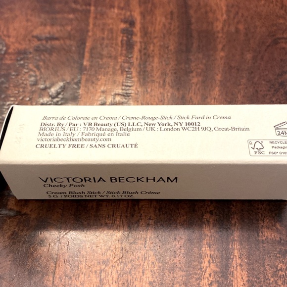 Victoria Beckham • Cheeky Posh • Cream Blush Stick • Shade: Fame - Picture 6 of 6